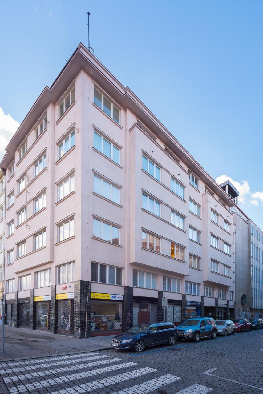 Bellagio Apartment B Prága Kültér fotó
